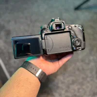 دوربین کنون EOS 80D