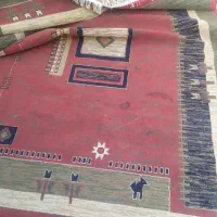 فرش شش متری تک هست دوتا گلیم طبق عکس سهتادوملیون|فرش|قم, چهل اختران|دیوار