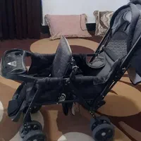 یک عدد کالسکه دو قلوی در دهدشت