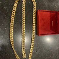 گردنبند و دستبند