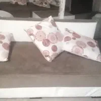 مبل الی