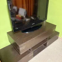 تلویزیون و میز تلویزیون