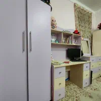 کمد لباس ، میز تحریر ، آیینه و دراور و بوفه