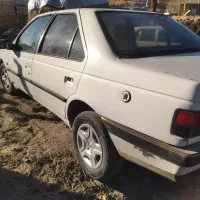 ماشین کاربرات پژو رنگ سفید مدل ۱۳۷۳|خودرو سواری و وانت|سراجو, |دیوار