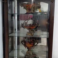 یک عددجاکفشی وبوفه ومیز تلوزیون