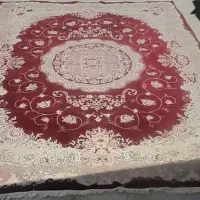 فرش در حد نو بدون خوردگی