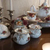 نقل خوری های زیبای رویال آلبرت انگلیس انتیک