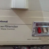 آبمیوه گیری سه کاره ناسیونال اصلی|آبمیوه‌گیر و آب‌مرکبات‌گیر|سنندج, |دیوار