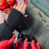 خدمات کاشت ، ترمیم ، ژلیش ، لمینت ناخن