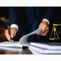 وکیل پایه یک دادگستری