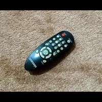 DVDمدل سامسونگ c360 کنترل داره فلش خور|پخش‌کننده DVD و ویدیو|دهلران, |دیوار