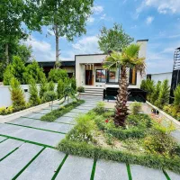 ویلاشهرکی/۲۶۰متری/زندگی واقعی یعنی سرسبزی این ویلا