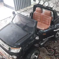 ماشین شاسی بلند دونفره