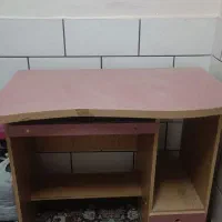 میز کامپیوتر و تحریر