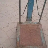 باسکول قدیمی ۲۰۰ کیلویی