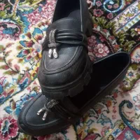 یه جفت کفش|کیف، کفش، کمربند|نیشابور, مازول|دیوار