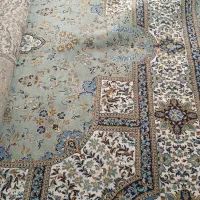 سلام دوعدد فرش 12متری و 6متری به فروش می‌رسد