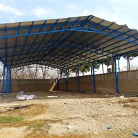 اجرای سقف شیروانی خرپا پوشش ایرانیت سوله