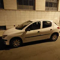 پژو 206