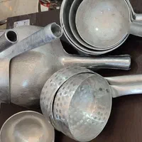 کفگیر ملاقه و آبگردان چدن  و رویی چکشی|ظروف پخت‌وپز|شیراز, فرگاز|دیوار