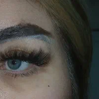 کاشت ناخن و اکستنشن مژه سیار