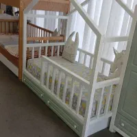 تخت کلبه نوجوان و کمد کلبه فوری فروش|تخت و سرویس خواب|تهران, علم و صنعت|دیوار