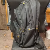 کوله‌پشتی کاترپیلار|کیف، کفش، کمربند|ارومیه, |دیوار