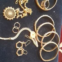 فروش طلا همه باهم فروخته میشود