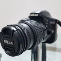 نیکون D3300 کمشات + لنز 18-55 تمیز + کیف ضدآب