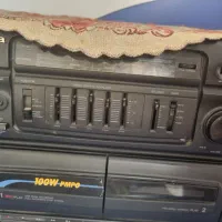 رادیو قدیمی  سالم فقط دکور بوده