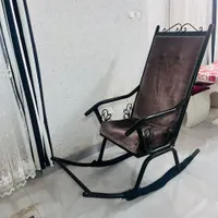 صندلی راک آهنی