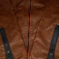 کاپشن چرم اصلی|لباس|بافق, |دیوار