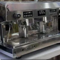 باریستا (متصدی کافه)