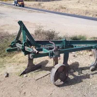 گاوآهن رومانی و چیزل|ماشینآلات صنعتی|چیتاب, |دیوار