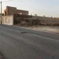 زمین‌۲۹۸متری‌‌حاشیه‌نیمروز