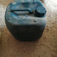 فروش ۱۲ تا گالن ۲۰لیتری جای نفت و...  دبه سالم|ظروف نگهدارنده، پلاستیکی، یک‌بارمصرف|سرپل ذهاب, |دیوار