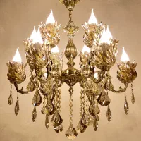 لوستر ۱۲ شعله ریختگی‌‌ برنجی با ضمانت