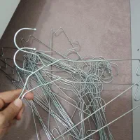 چوب لباس فلزی آویز رگال تیله ای قوطی