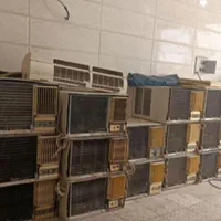 مشتری ایستاده کولر پنجریی سوخته سالم