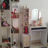 کتابخانه و میز ارایش