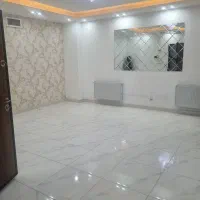 دوشان طبقه اول فول پارکینگ دار فاز ۳ یک پلاک فاصله