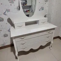 میز آرایش سالم|تخت و سرویس خواب|ری, فیروزآبادی|دیوار