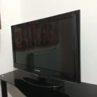 تلویزیون سامسونگ به همراه گیرنده و میز|تلویزیون و پروژکتور|مشکین‌دشت, |دیوار