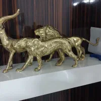 مجسمه برنجی