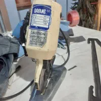 قیچی گرد بر خیاطی