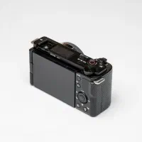 Sony ZV-E10 Body|دوربین عکاسی و فیلم‌برداری|یزد, |دیوار