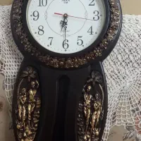 ساعت دیواری سالم