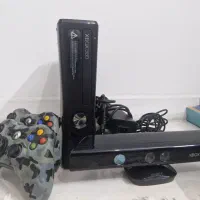 ایکس باکس ۳۶۰ اسلیم همراه با کینکت و دو دسته