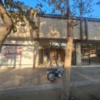 مغازه ۹۰متر همکف ۹۰ متر زیر زمین سرامیک تمیز|اجارهٔ مغازه و غرفه|اصفهان, جویباره|دیوار