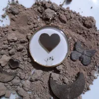 رزین ــخرم آباد گردبند|جواهرات|خرم‌آباد, |دیوار